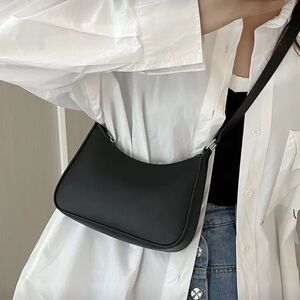 Classic Black Shoulder Bag - Modern Minimalist Crossbody